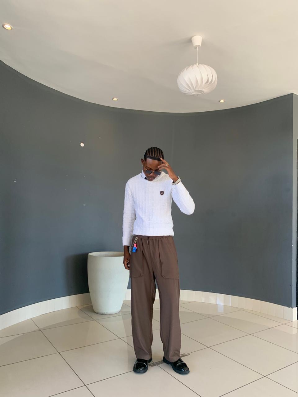 Study II: Full-length stance balancing tailored volume and wireframe eyewear
